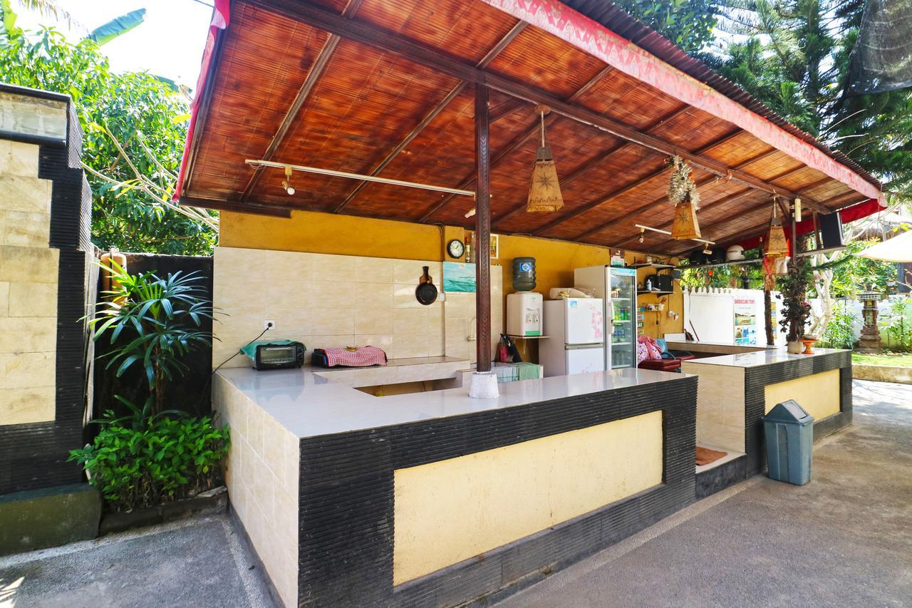Sunjaya Kubu Guesthouse นูซาเลมโบงัน ภายนอก รูปภาพ